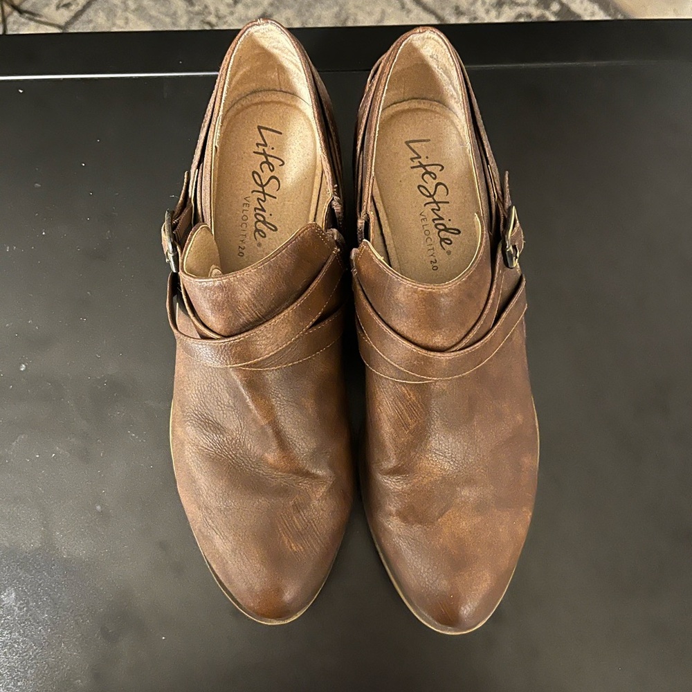 Liefstride Velocity ankle booties